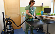 Animal care cleaning 